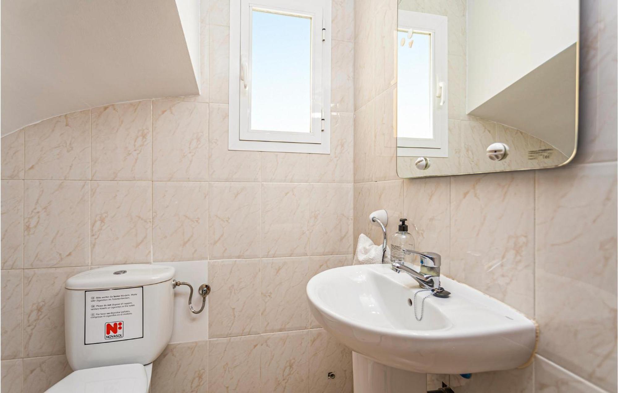 4 Bedroom Beautiful Home In Alcudia Port de Alcudia  Luaran gambar